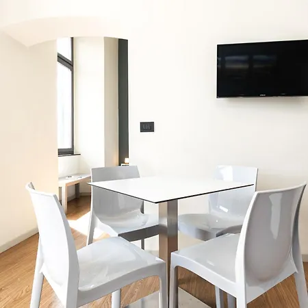 Pieno Centro - 3 Min Acquario Apartment *